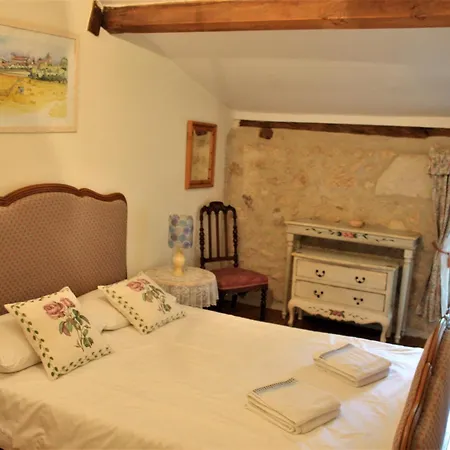 Holiday home La Marteille Saint-Privat-des-Pres