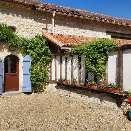 La Marteille Holiday home *