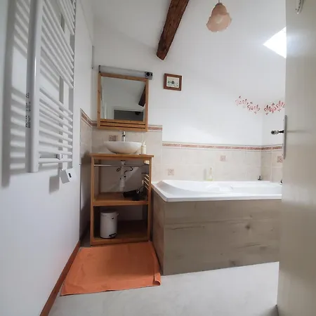 La Marteille Holiday home *
